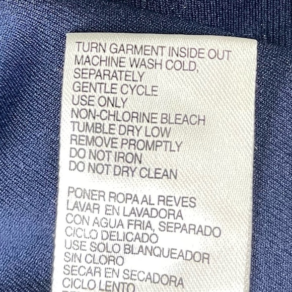 Seahawks Wilson #3 Youth Medium 10/12 Football Jersey Sports NFL Team Apparel - Picture 6 of 7